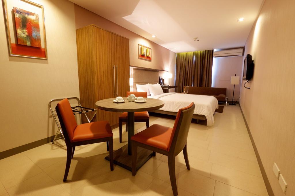 Best Western Antel Spa Hotel Suites Makati City Habitación foto